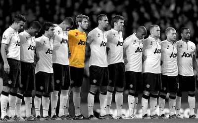 米兰电竞快讯-克鲁格绝平后队友把他抛起